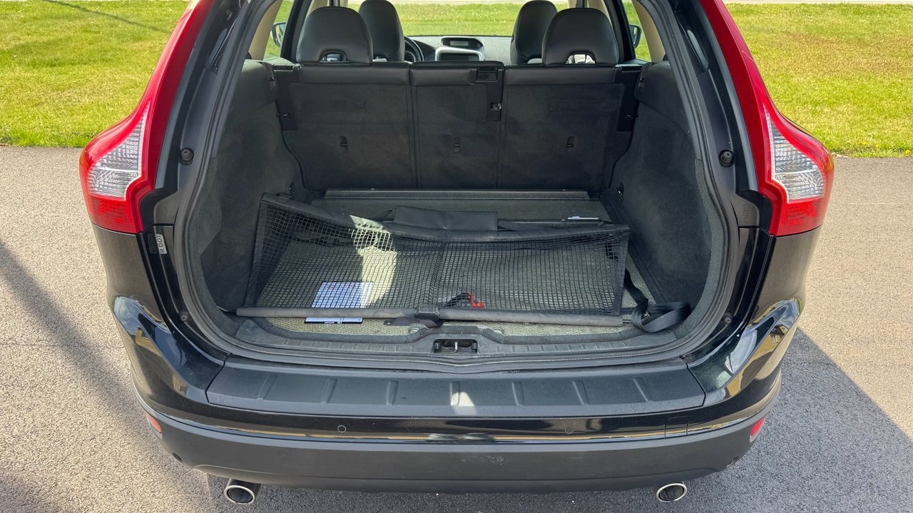 Volvo XC60 D5 AWD Summum Euro 4 2010, kuva 7/10