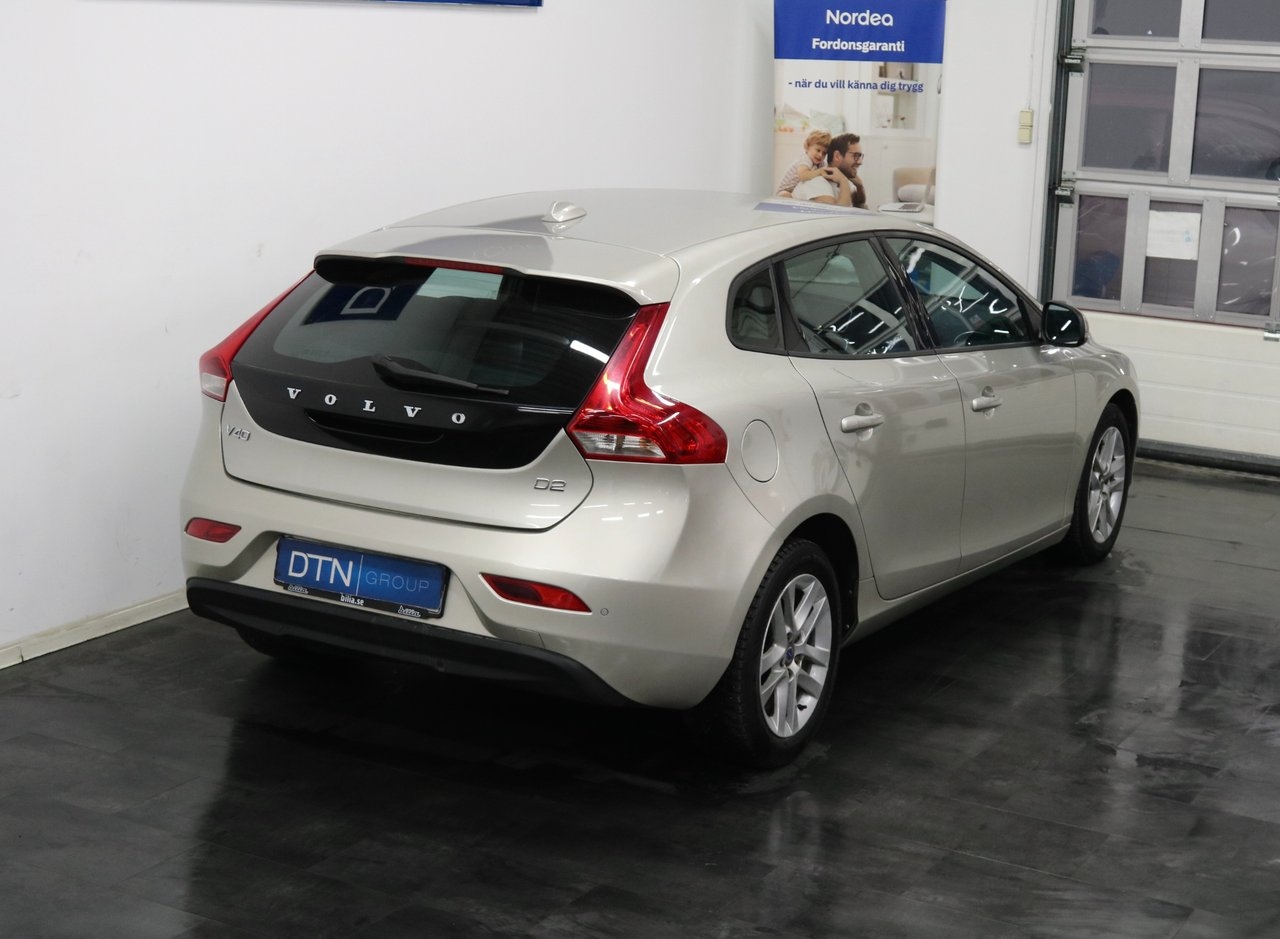 Volvo V40 2017, bild 2/10