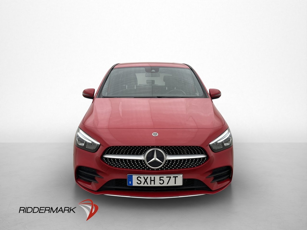 Mercedes-Benz B 180 d AMG 2019, kuva 2/29