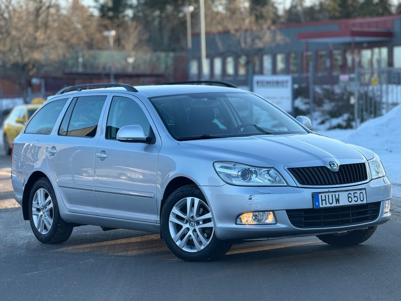 Skoda Octavia 2012, bild 2/10