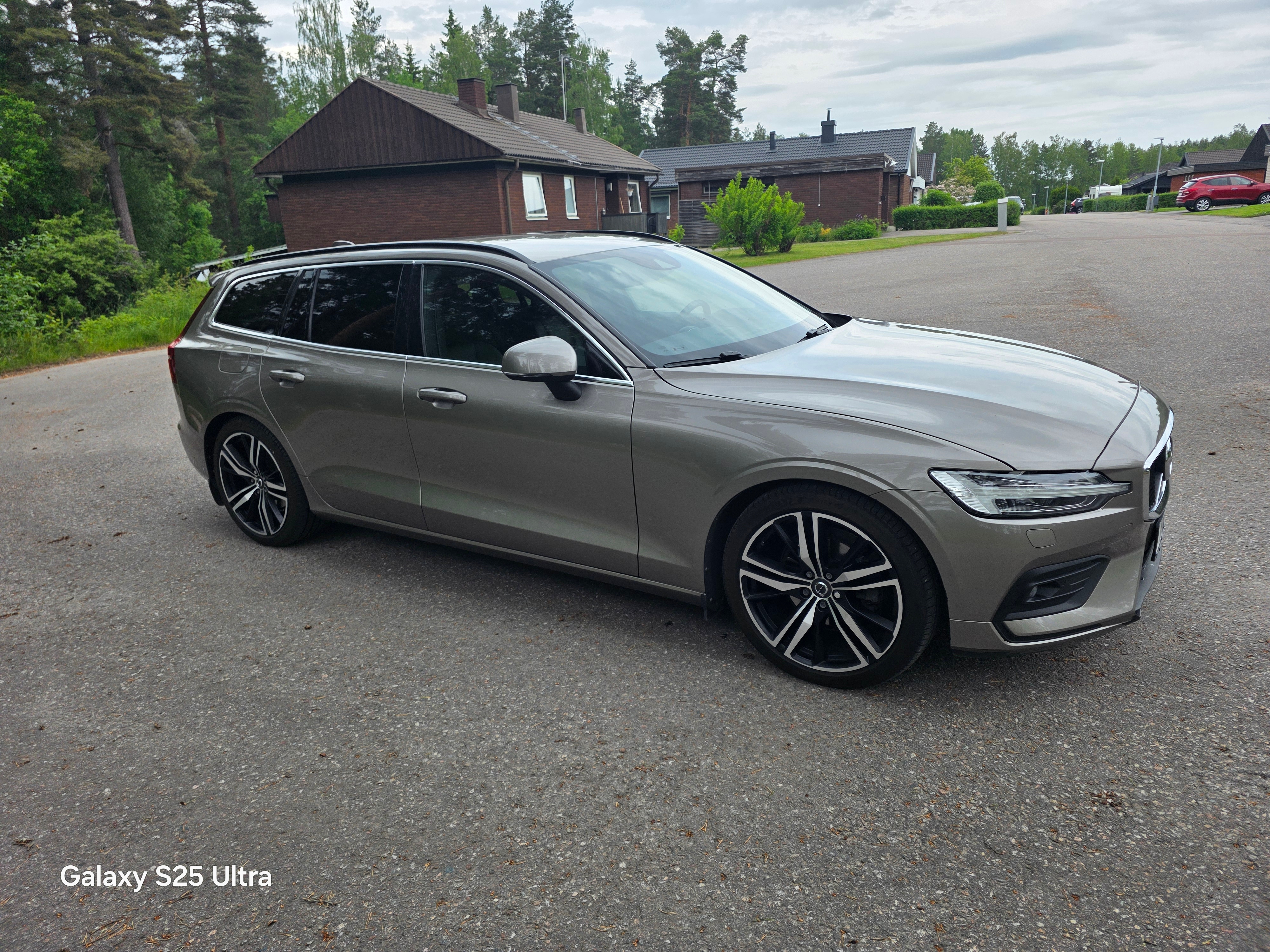 Volvo V60 2022, bild 3/10