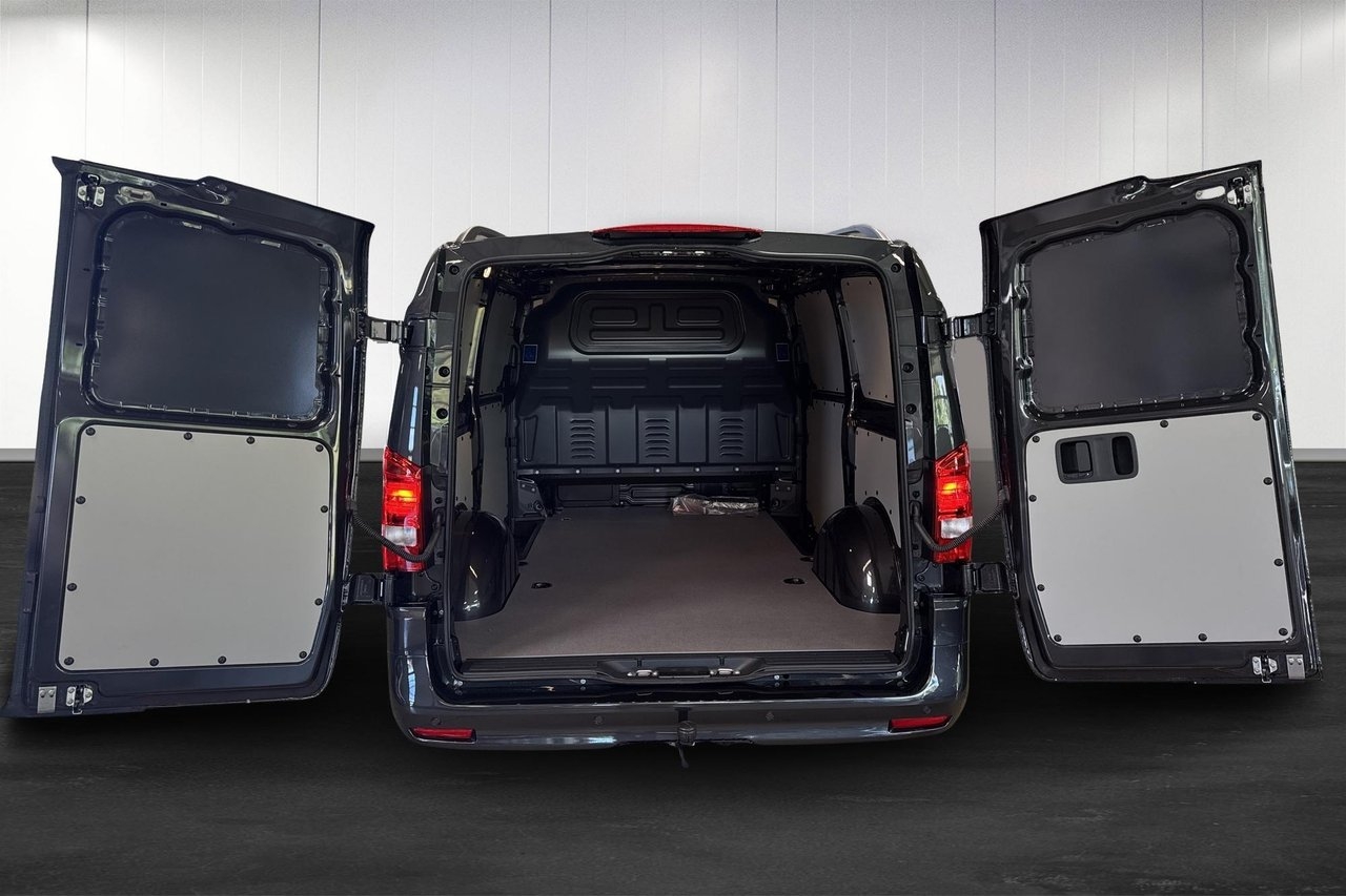 Mercedes-Benz Vito 2025, bild 6/17