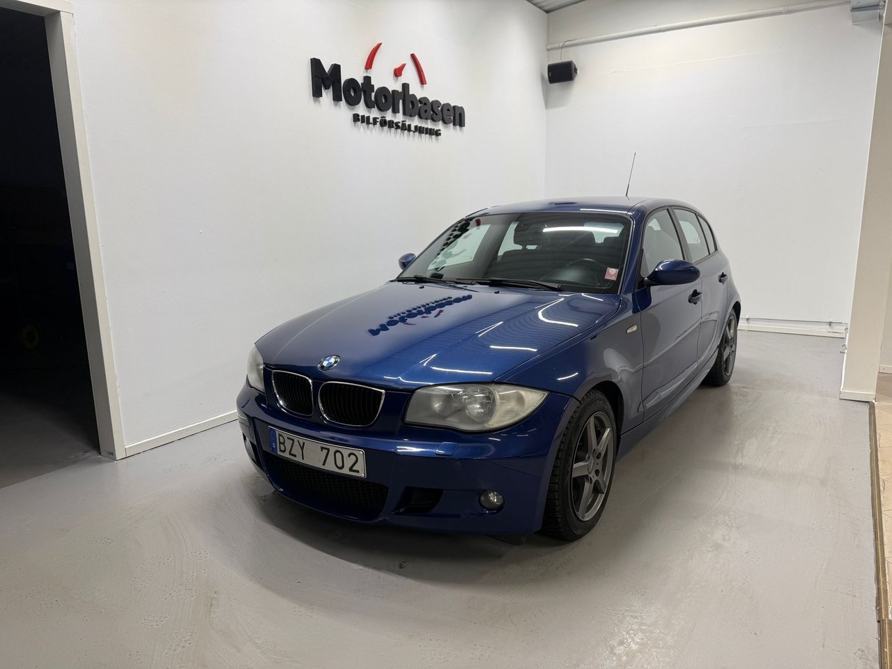 BMW 120