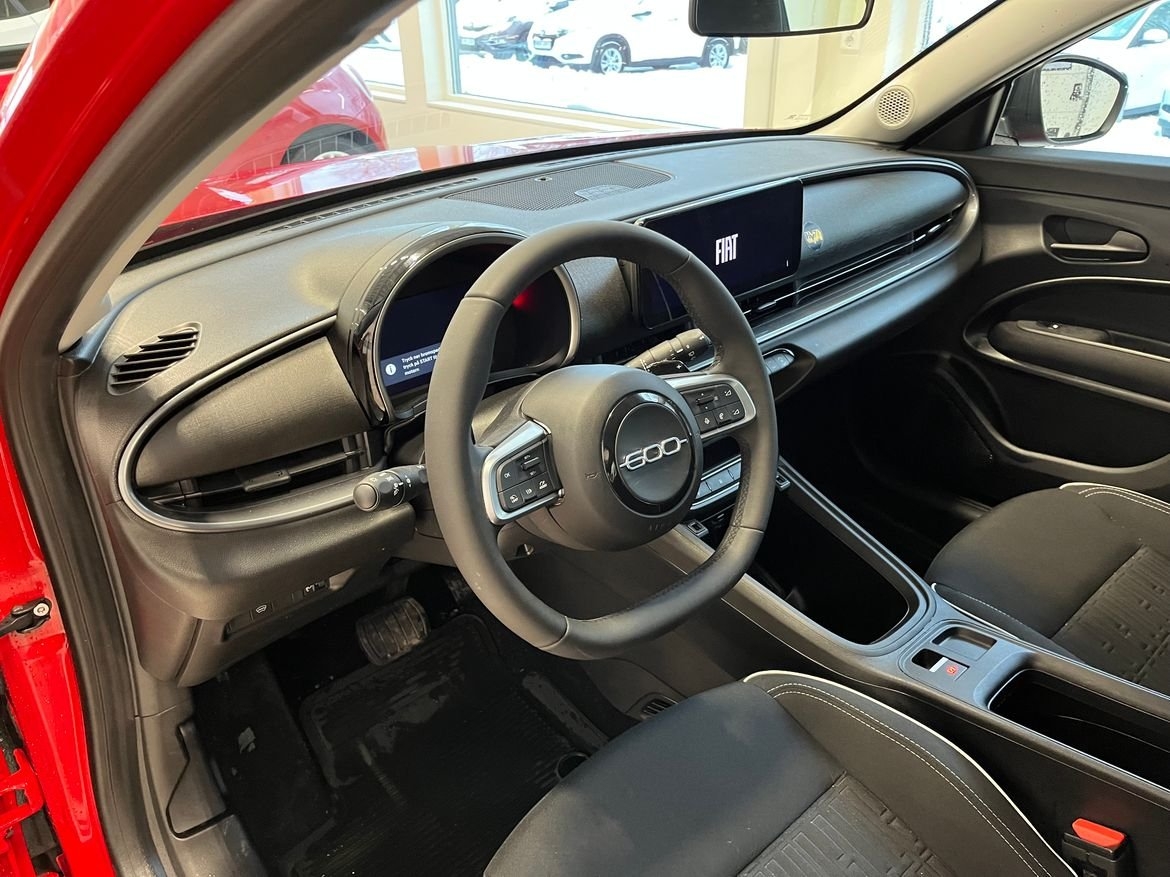 Fiat 600 Lounge 2025, bild 7/7