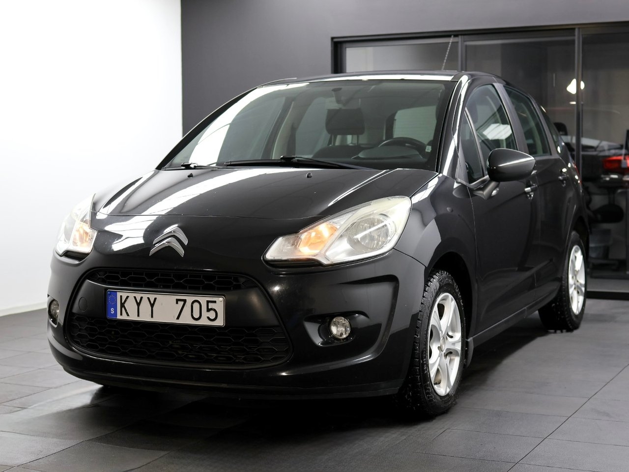 Citroen C3 1.4 VTi 95 Manuell 2010, bild 2/10
