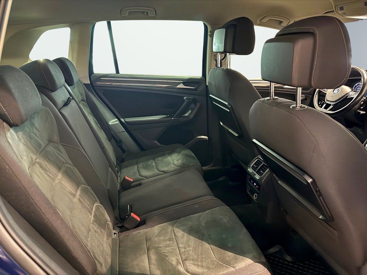 Volkswagen Tiguan 2017, bild 6/8