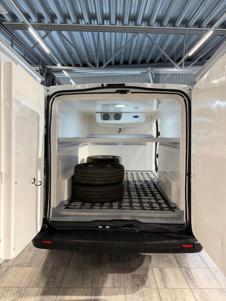 Renault Trafic 2022, kuva 7/10
