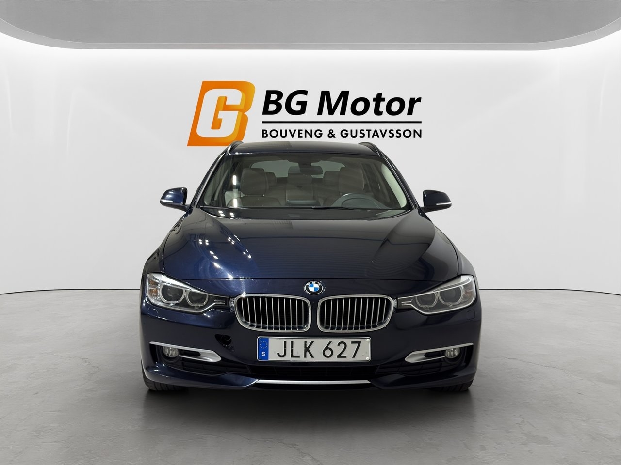 BMW 320 2015, photo 3/20