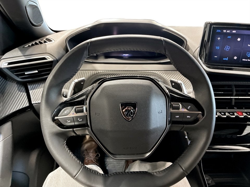 Peugeot 2008 2023, bild 7/17