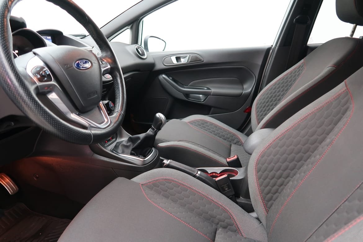 Ford Fiesta 1.0 100 ST-Line 5-d 2017, kuva 4/19