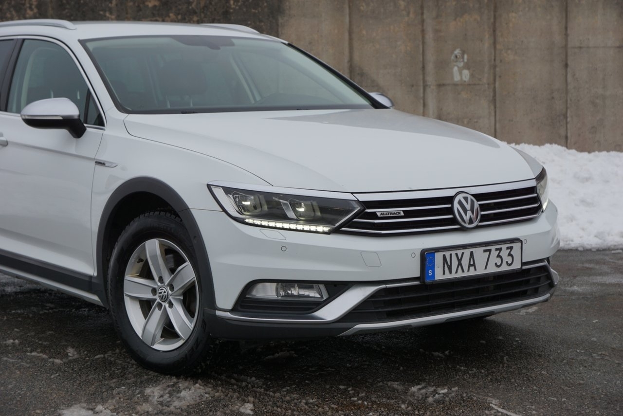Volkswagen Passat Alltrack 2.0 TDI 4M 2016, kuva 2/26
