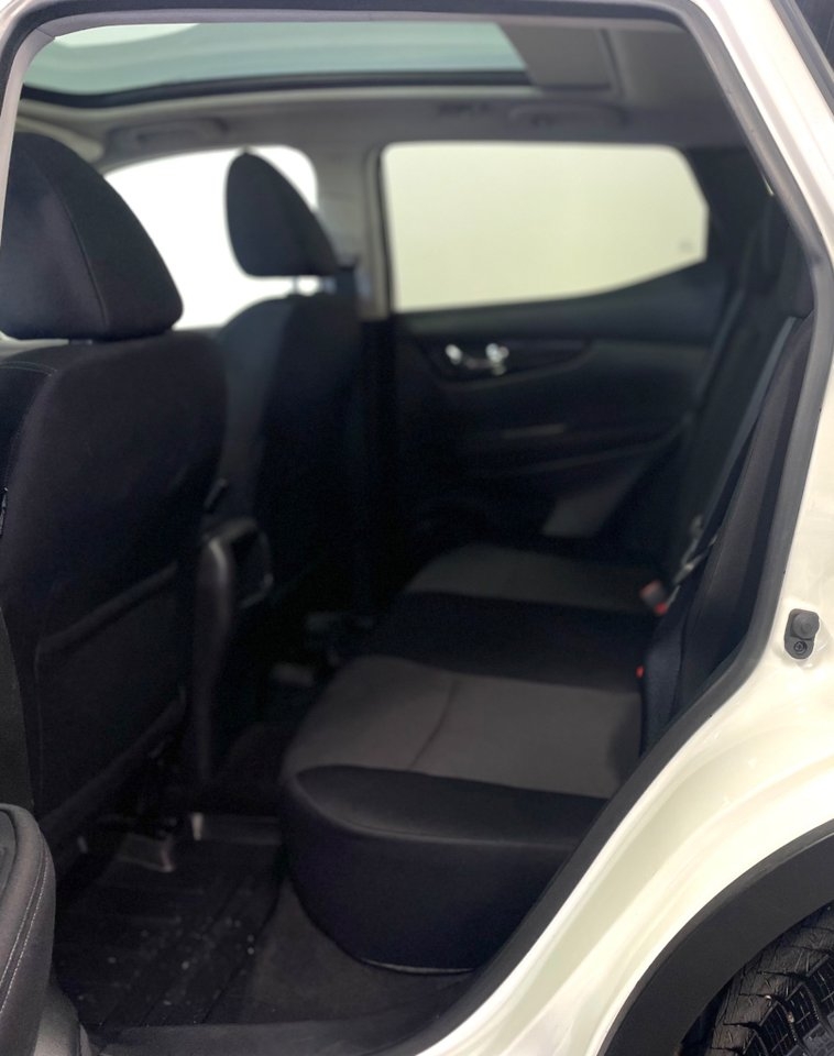 Nissan Qashqai 2017, bild 5/10