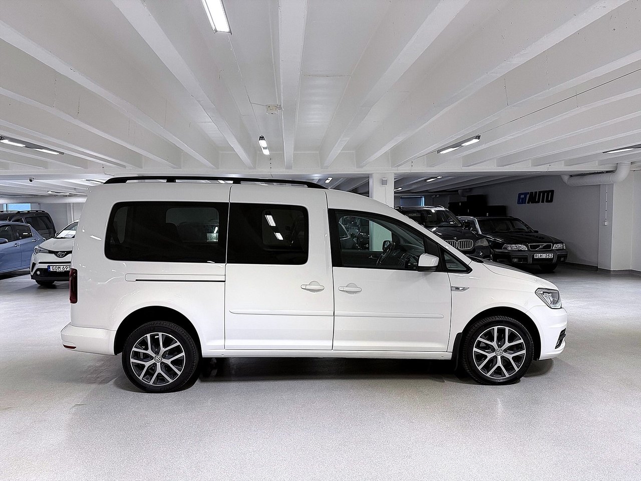 Volkswagen Caddy Maxi 2017, bild 4/10