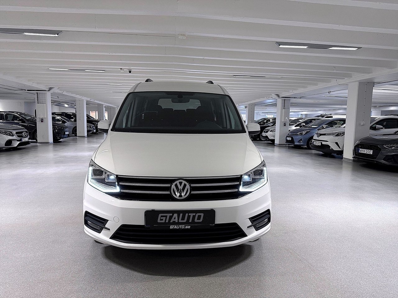 Volkswagen Caddy Maxi 2017, bild 3/10