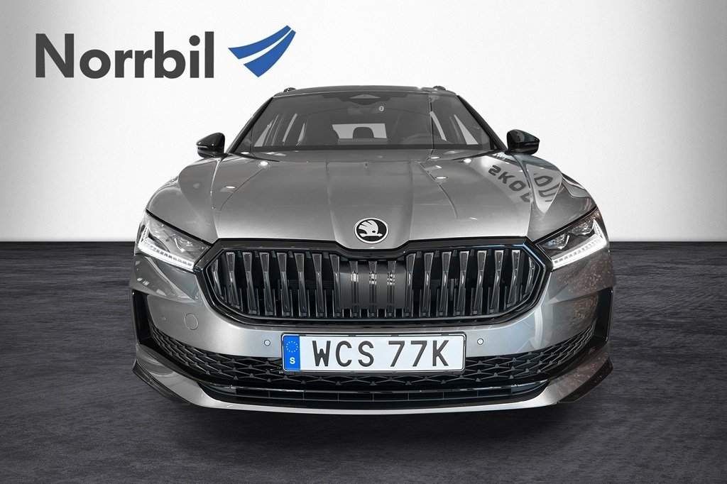 Skoda Superb 2026, bild 2/10