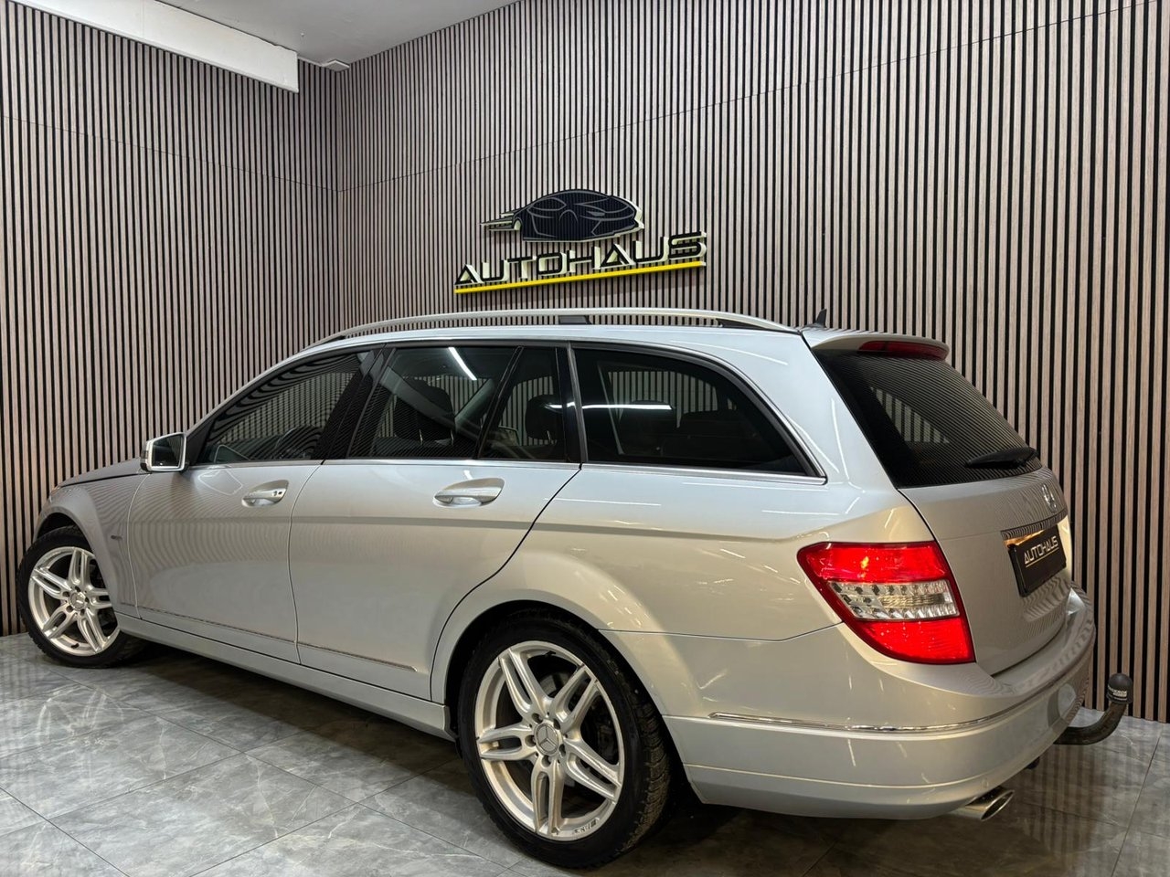 Mercedes-Benz C 2011, bild 7/10