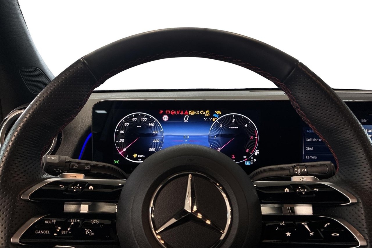 Mercedes-Benz GLB 2025, photo 6/10