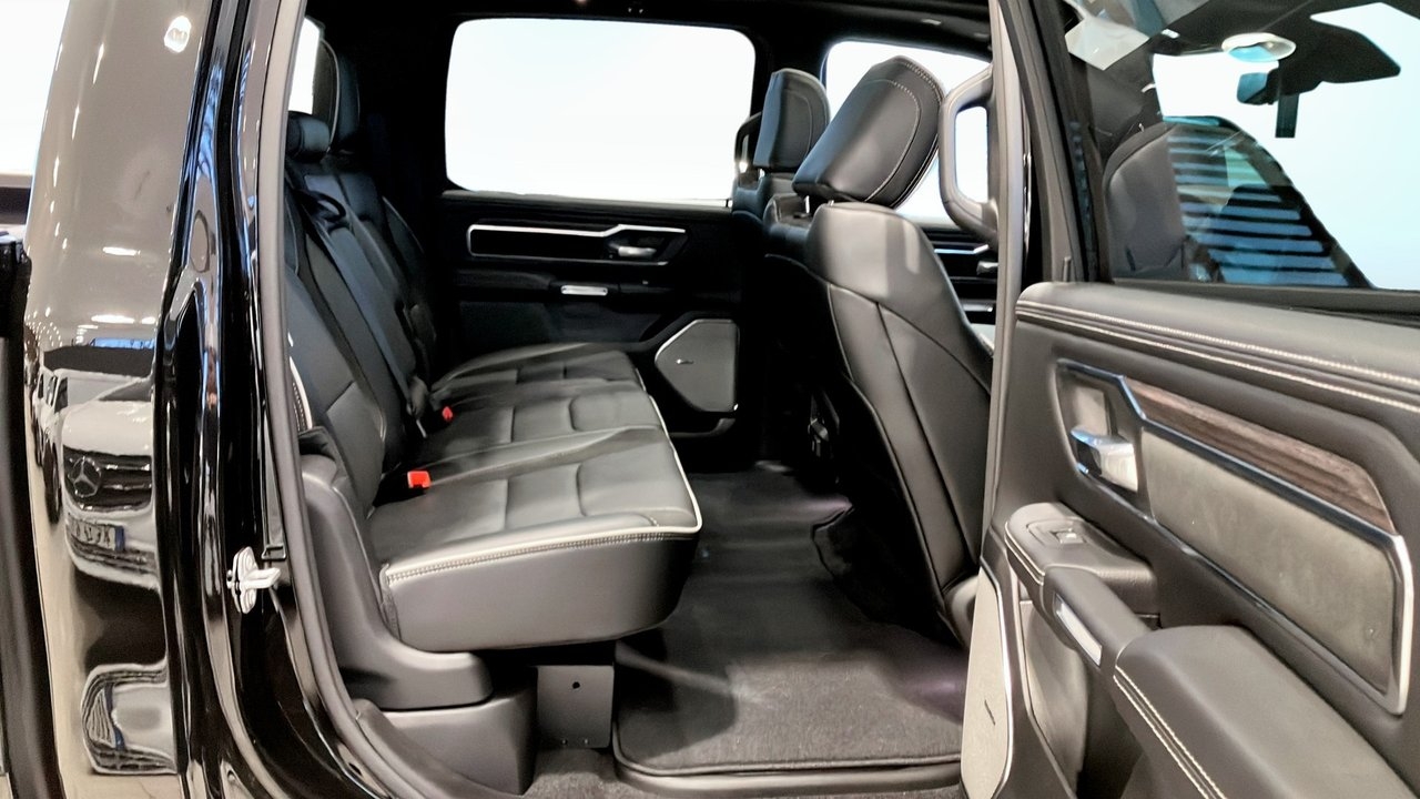 RAM 1500 LARAMIE CREW CAB 2025, bild 5/10