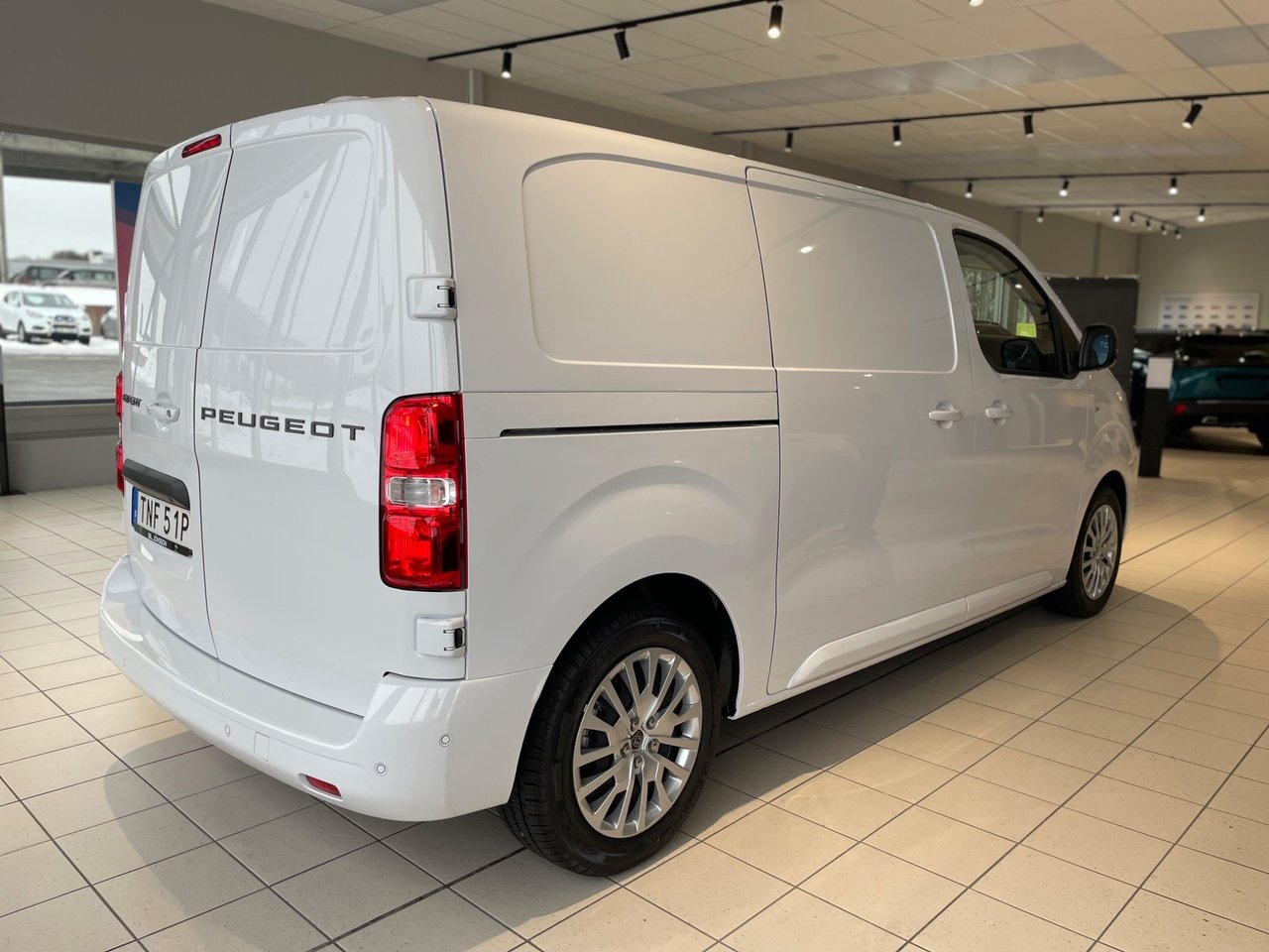 Peugeot e-Expert L2 PLUS 75kWh 2024, bild 5/15