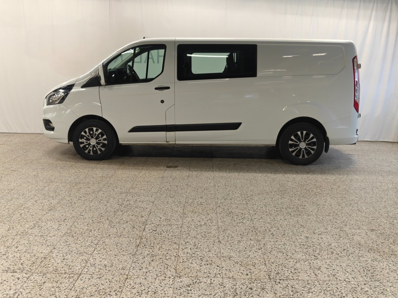 Ford Transit Custom 2020, bild 2/12