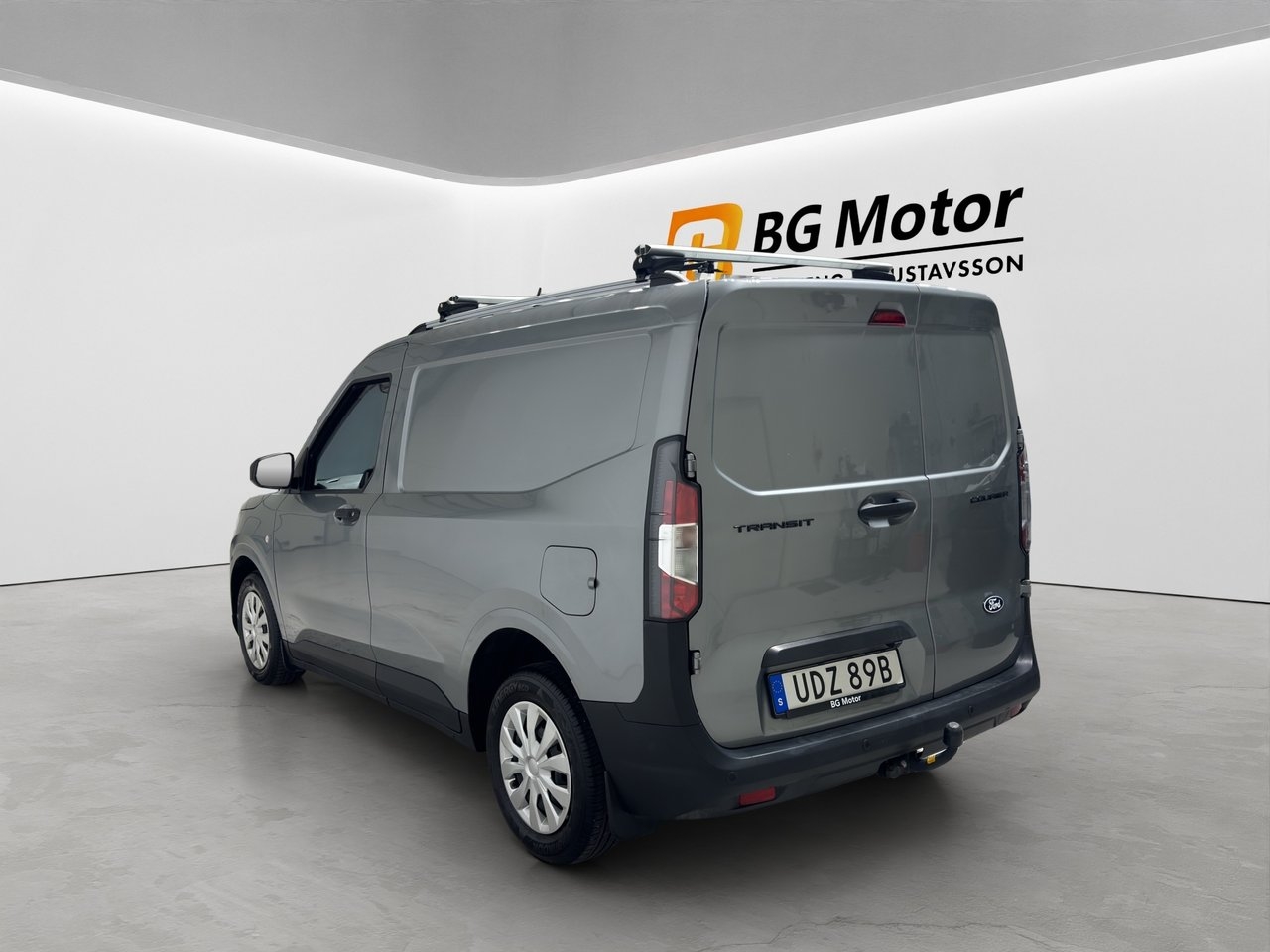 Ford Transit Courier 2024, photo 7/20
