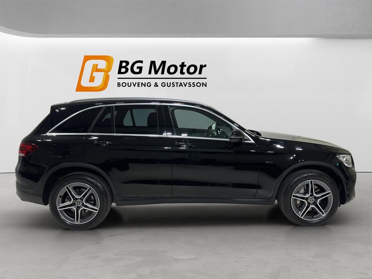 Mercedes-Benz GLC 300 e 320HK 4M AMG 2021, bild 3/10