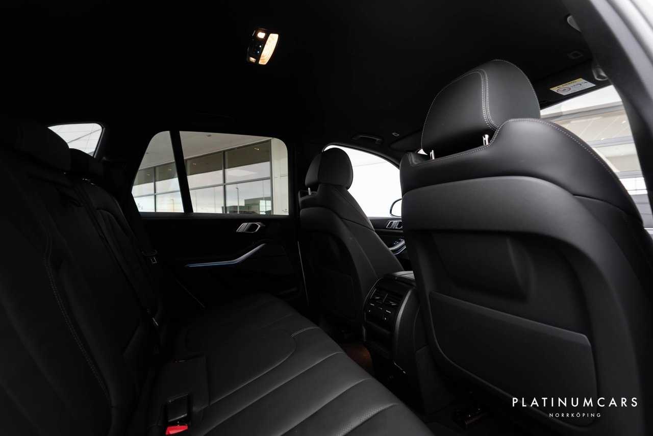 BMW X5 2021, photo 7/10