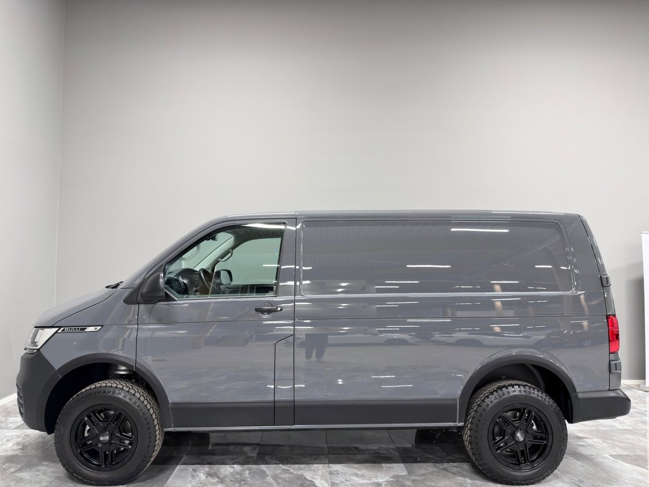 Volkswagen Transporter 2024, bild 5/27