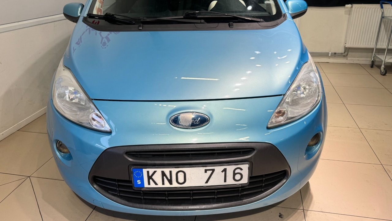 Ford Ka 1.2 Titanium Euro 4 2010, bild 4/10