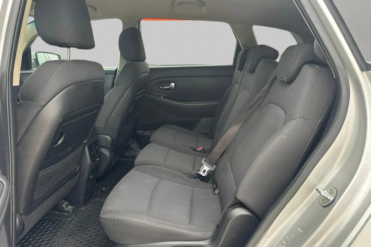 Kia Carens 1.7 CRDi GLS / 7-stisig 2014, bild 7/10