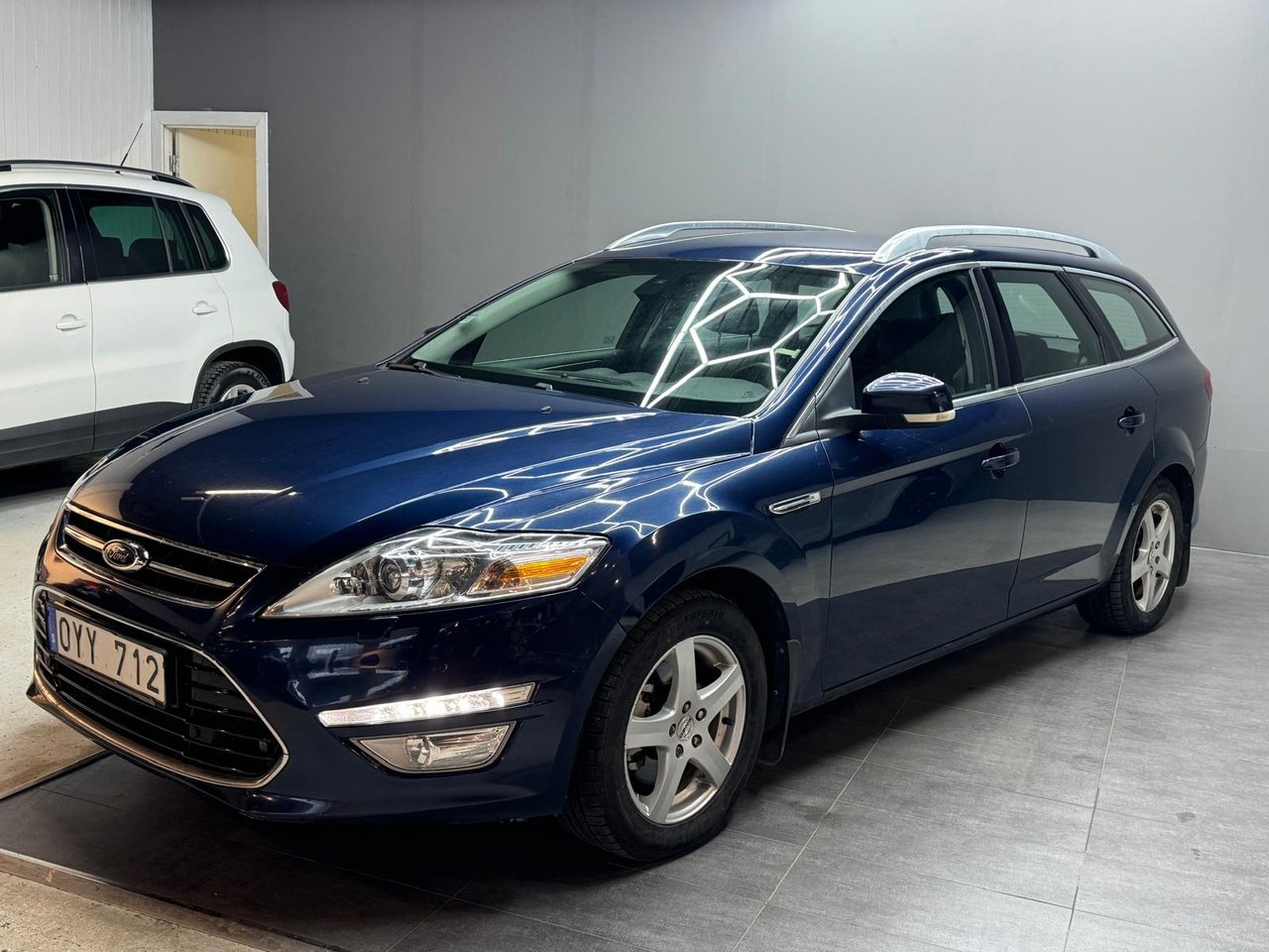Ford Mondeo 2012, photo 3/10