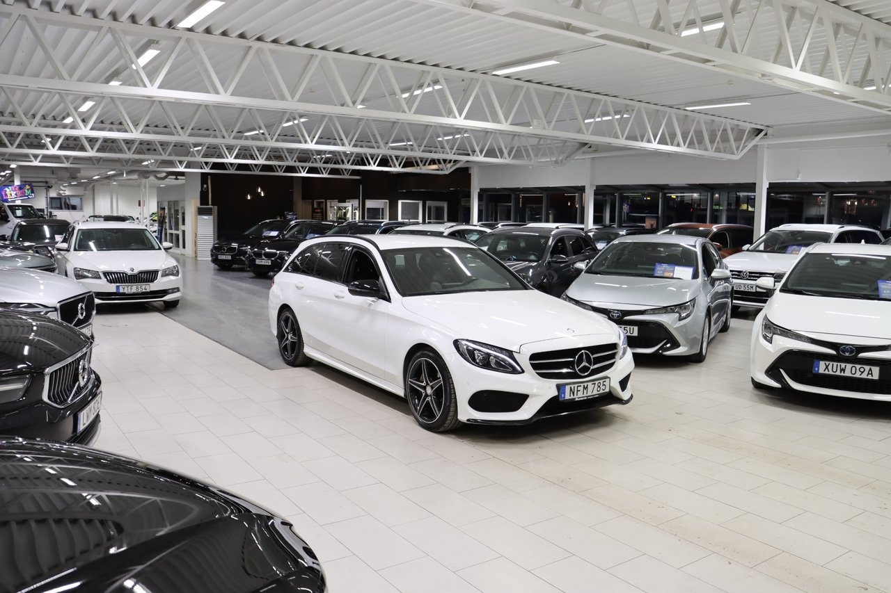 Mercedes-Benz C 2016, photo 4/25