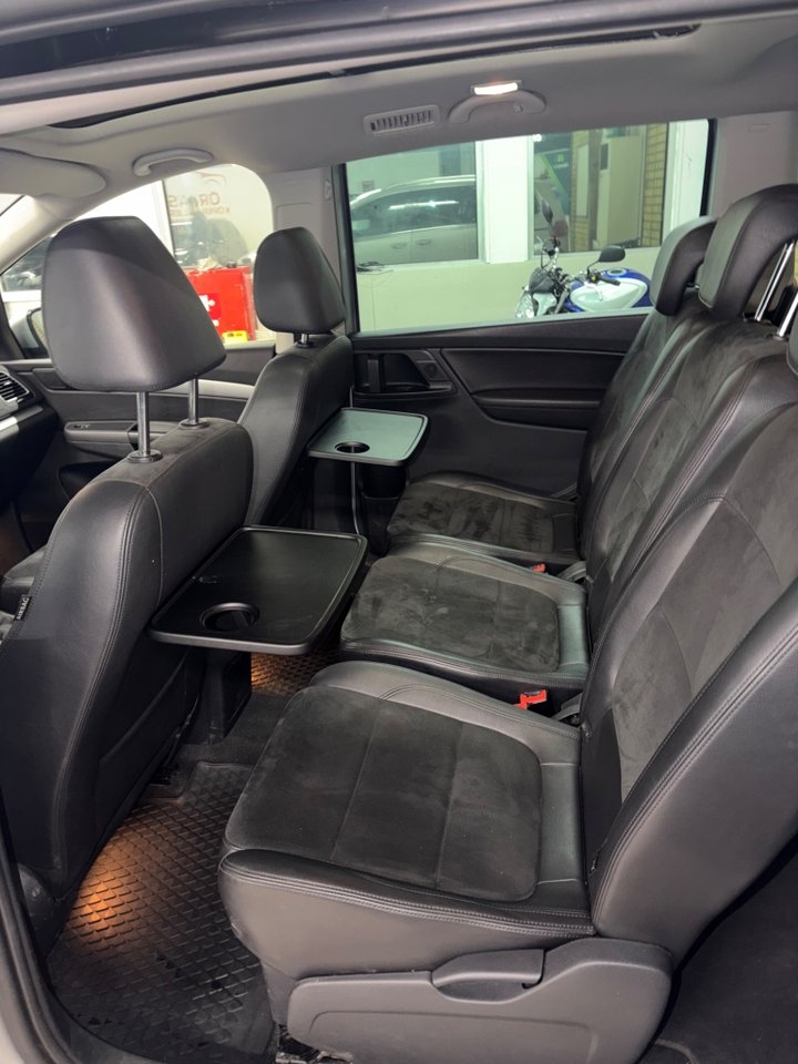 Volkswagen Sharan 2012, bild 5/8