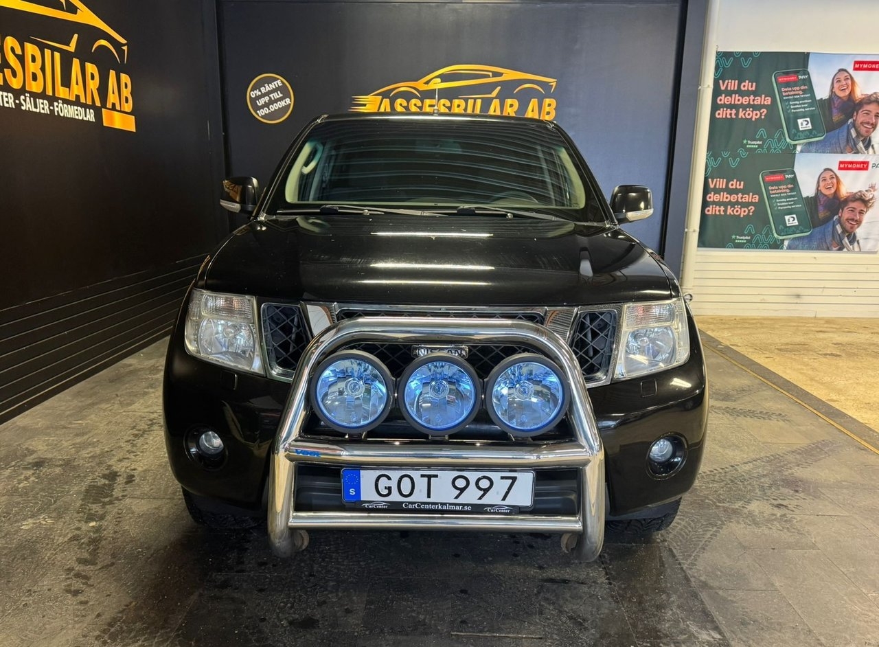 Nissan Navara 2012, photo 6/10