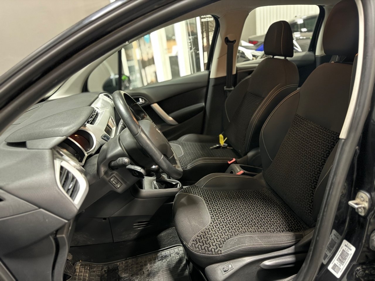 Citroen C3 1.4 HDi 2011, bild 8/8