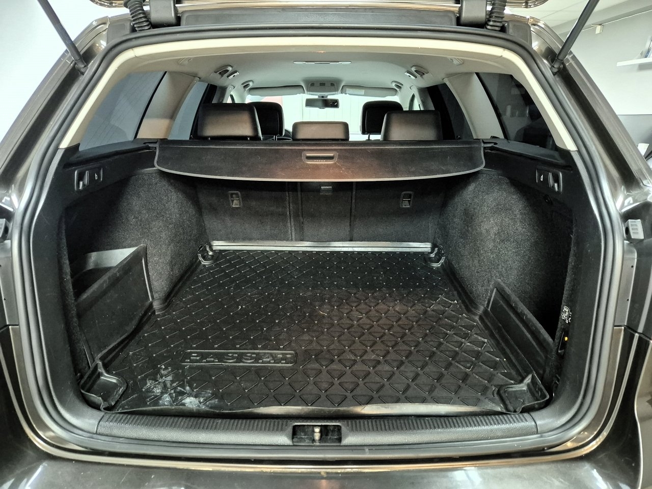 Volkswagen Passat 2014, bild 7/26