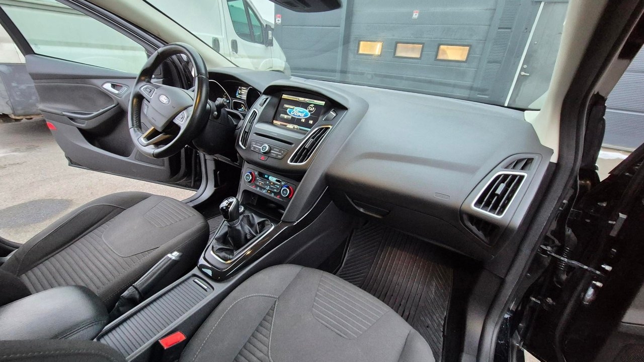 Ford Focus 2016, bild 5/10