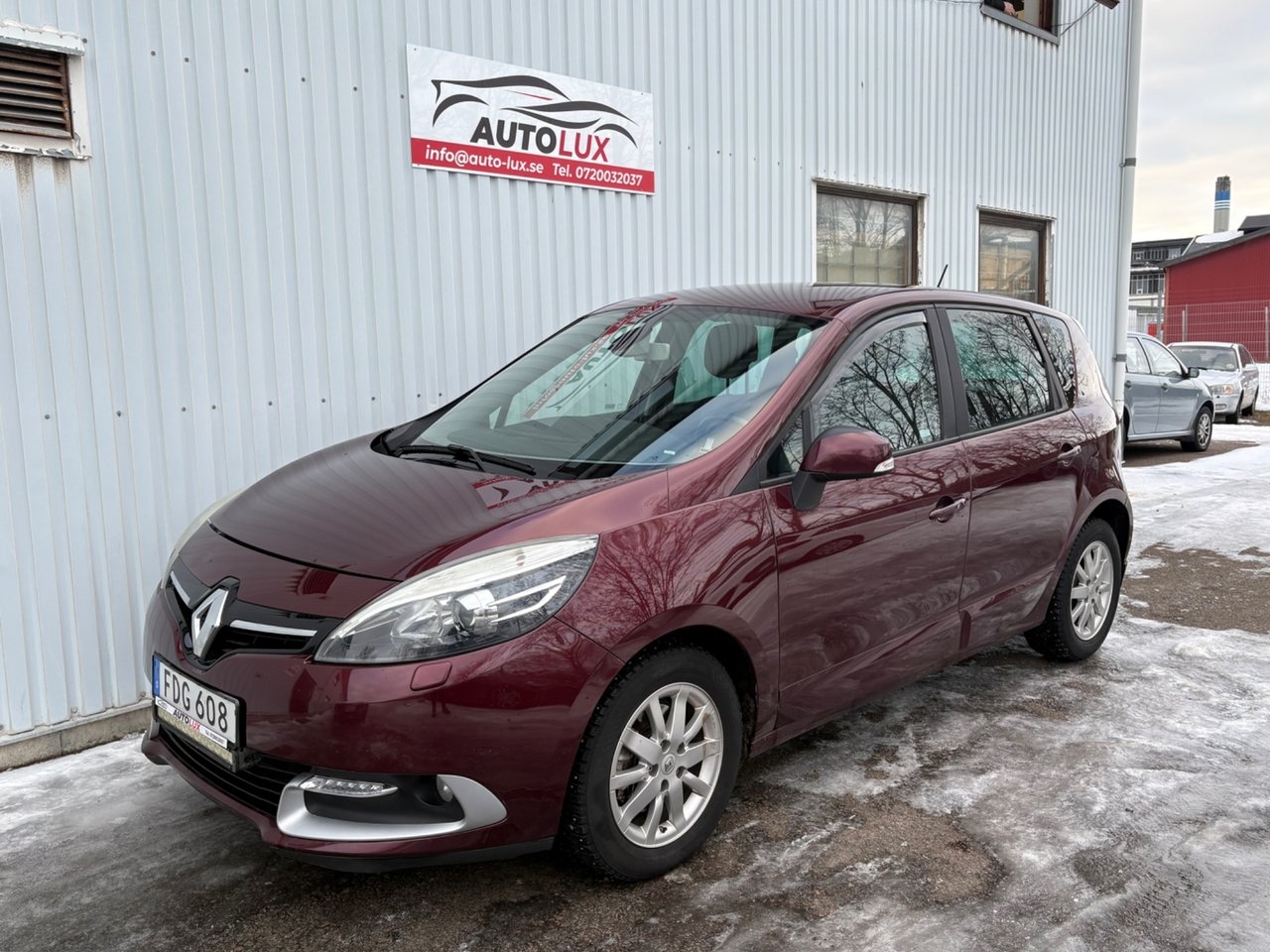 Renault Scenic 2015, bild 2/10