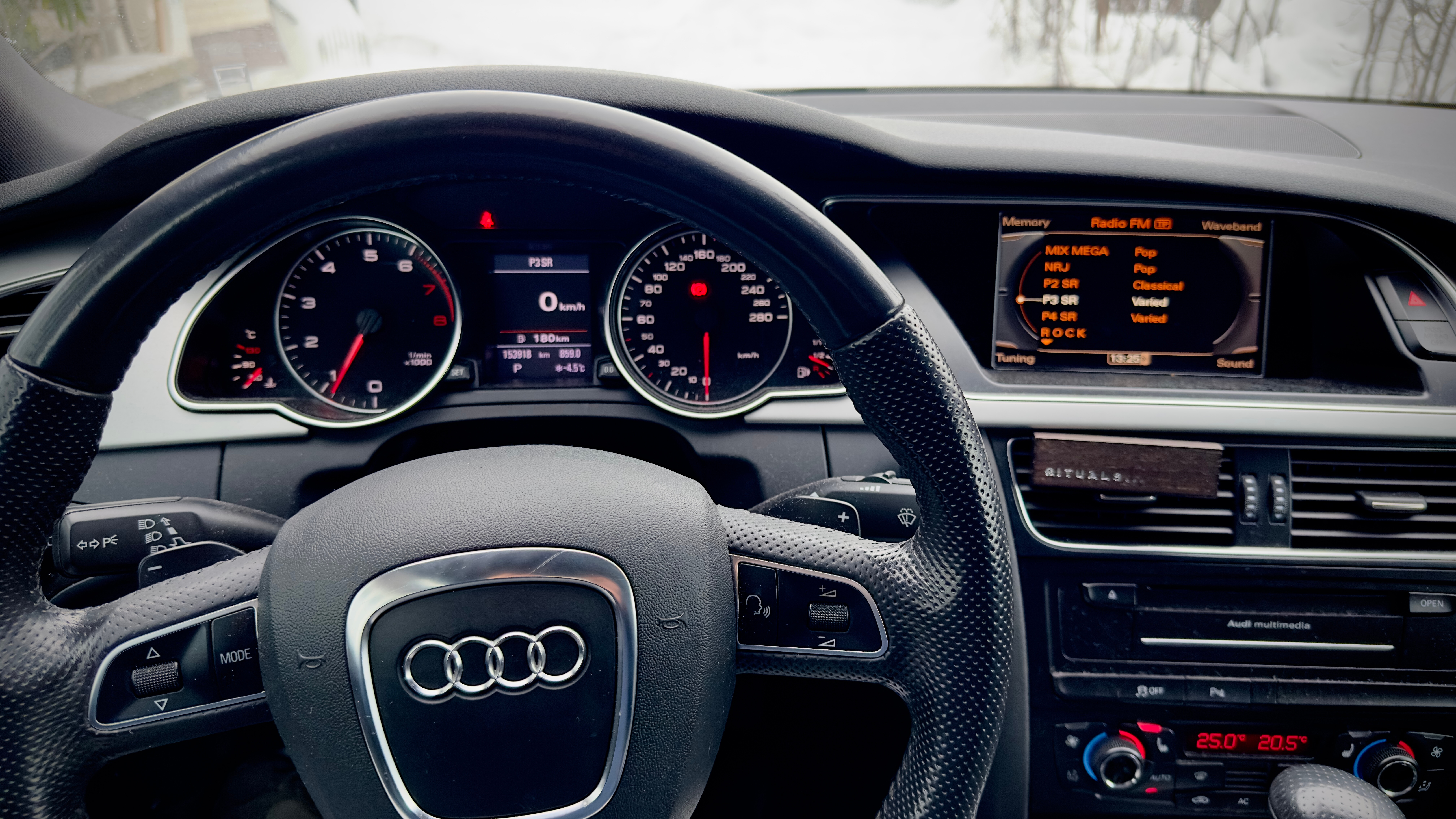 Audi A5 Coupé 2.0 TFSI quattro S Tronic 2011, bild 5/8