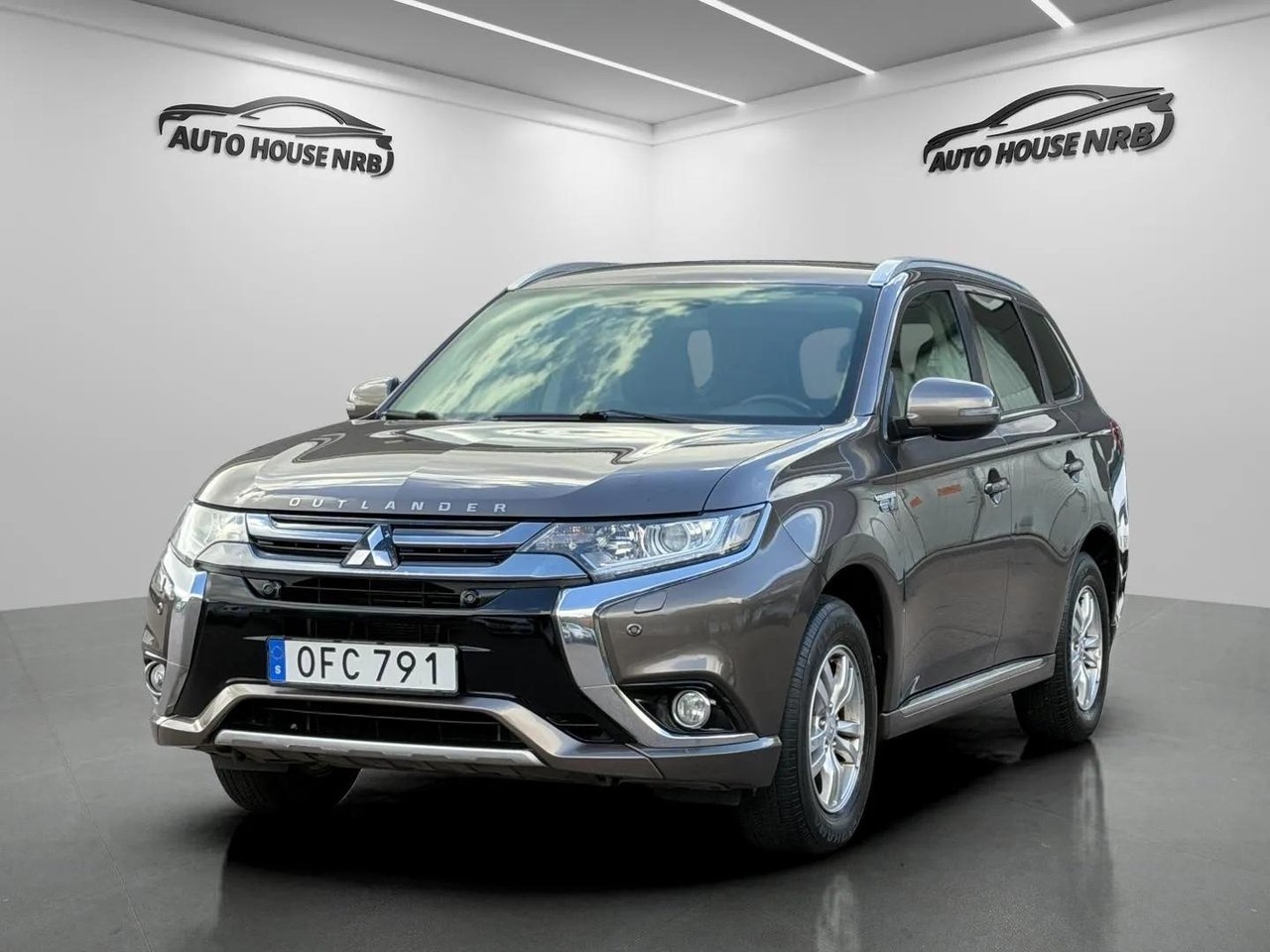 Mitsubishi Outlander 2016, kuva 3/27