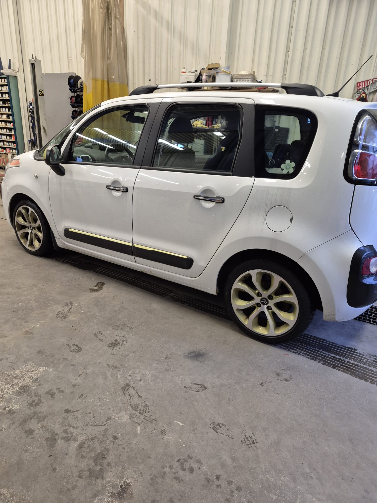 Citroen C3 Picasso 2011, bild 2/6
