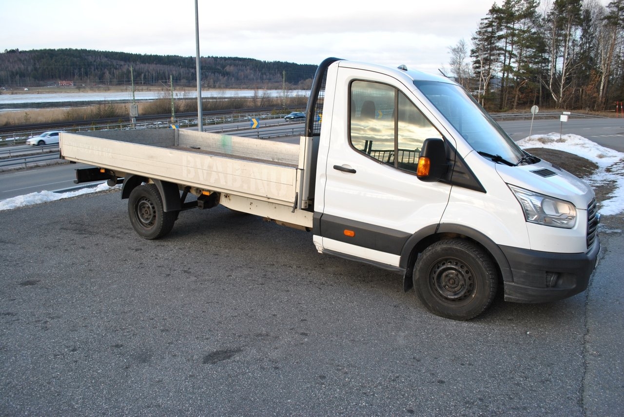 Ford Transit 350 Chassi Cab 4,2m Flak 2017, bild 3/10