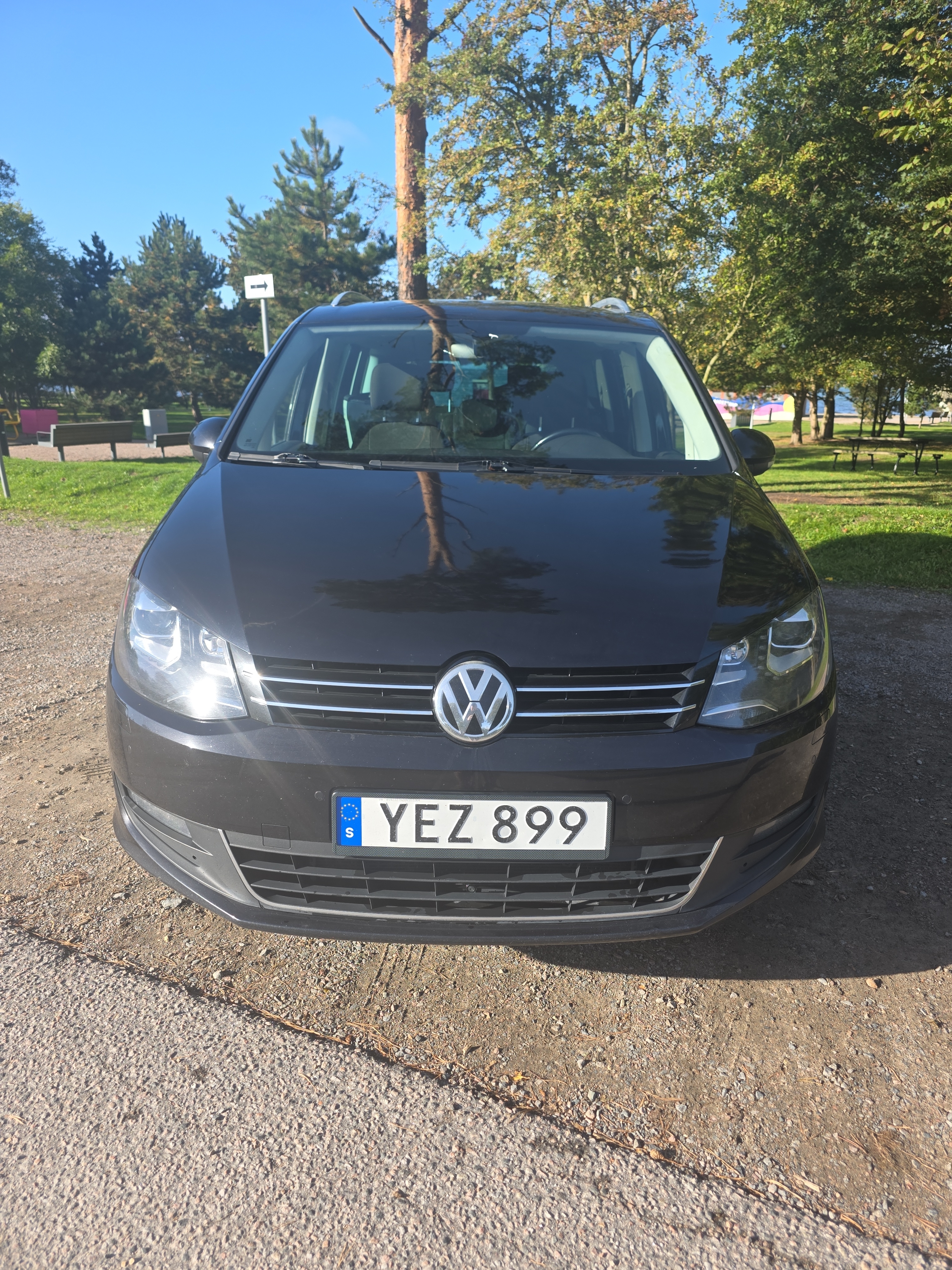 Volkswagen Sharan 2017, photo 2/10
