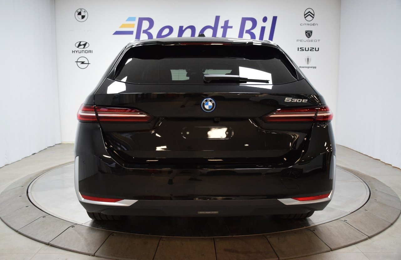 BMW 530 e Touring 2025, bild 7/19