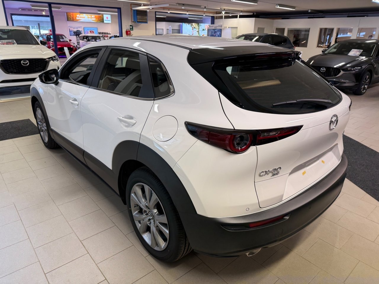 Mazda CX-30 2025, bild 2/8