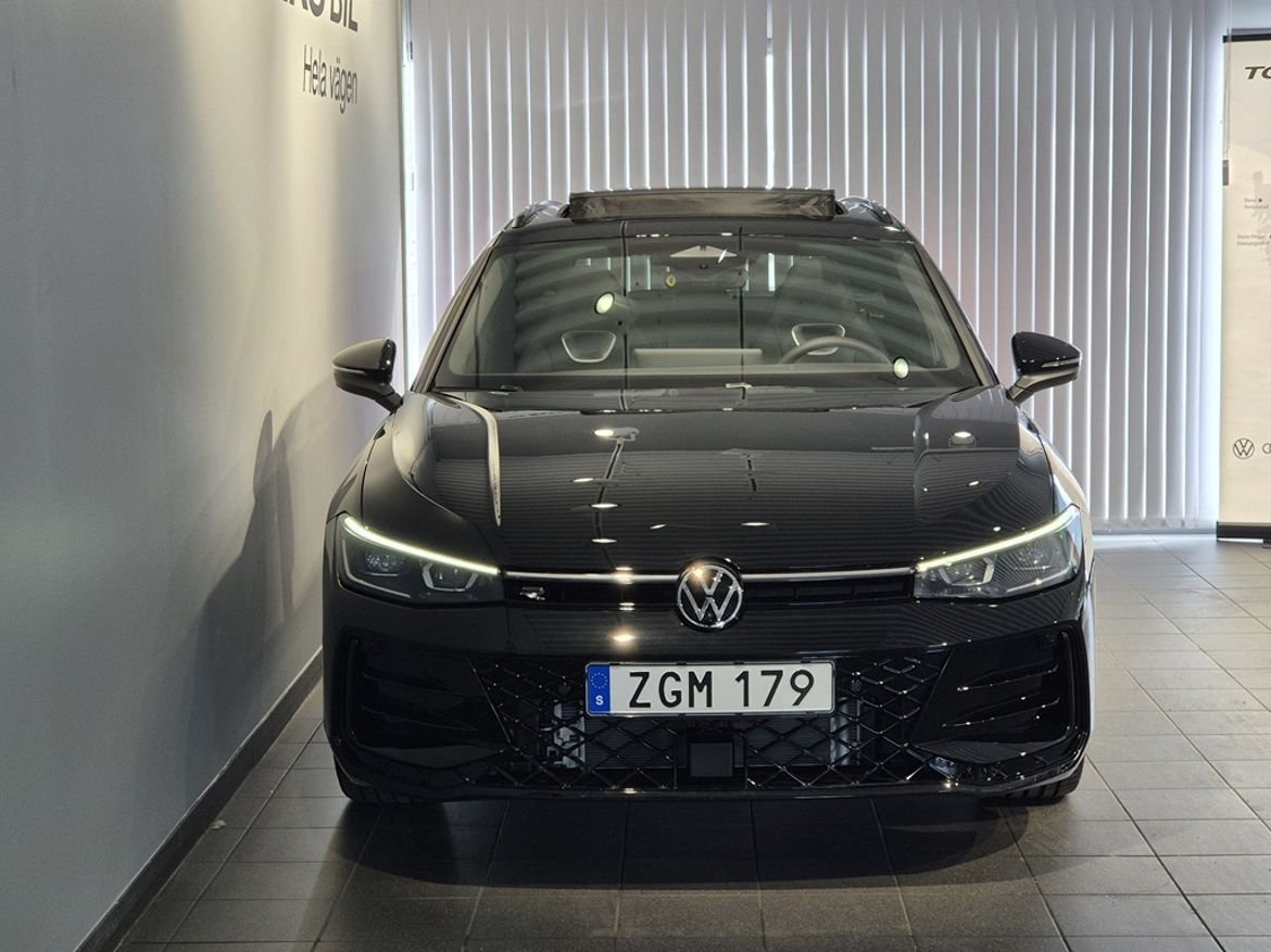 Volkswagen Passat 2.0 TDI 193hk 4Motion 2026, photo 2/10