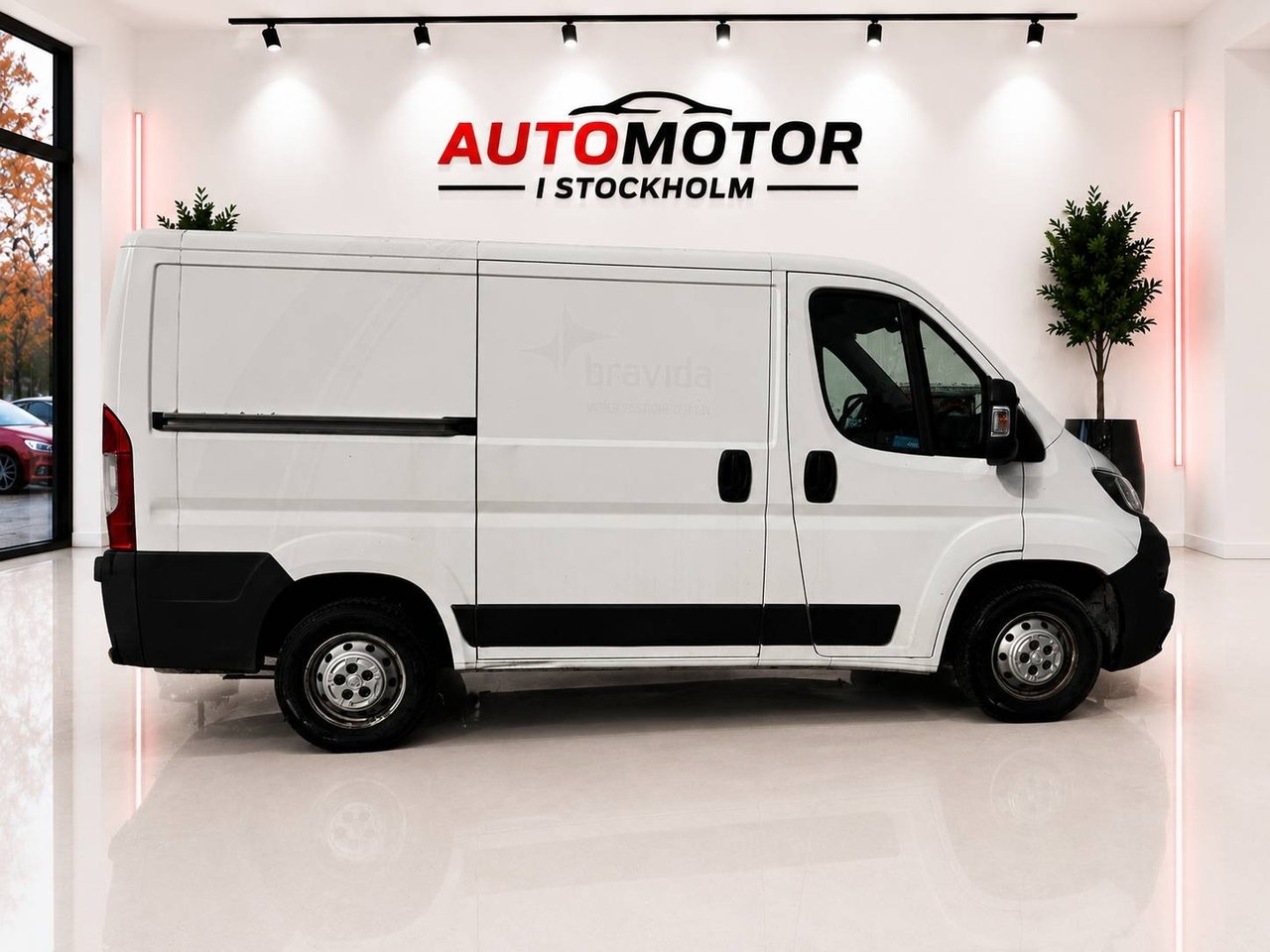 Peugeot Boxer Van 330 2.0 BlueHDi 2018, bild 3/8