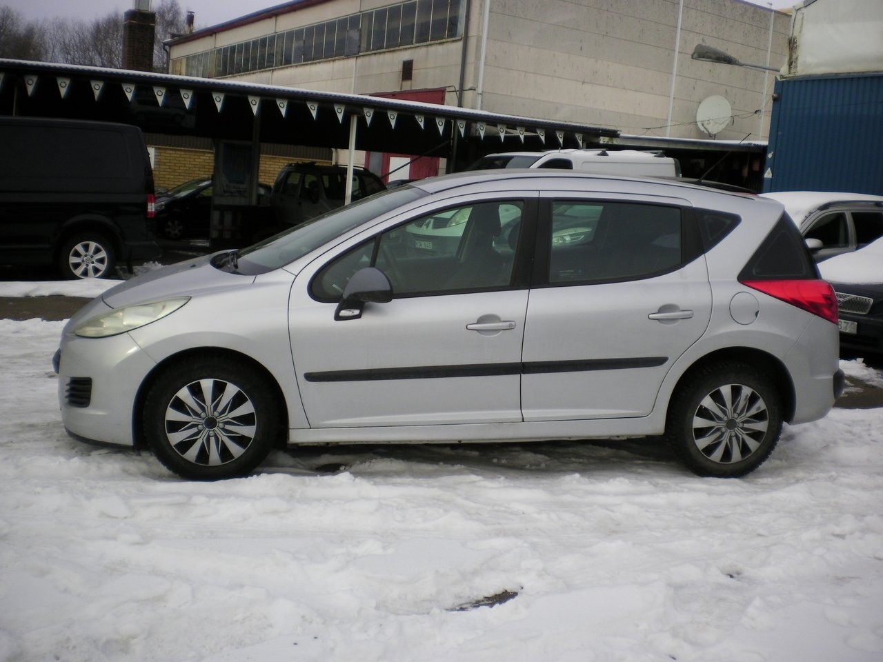 Peugeot 207 SW 1.6 HDi FAP Euro 4 2009, bild 5/10
