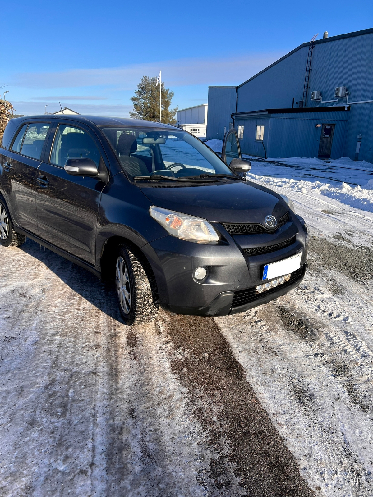 Toyota Urban Cruiser 1.4 D-4D 2010, bild 2/10