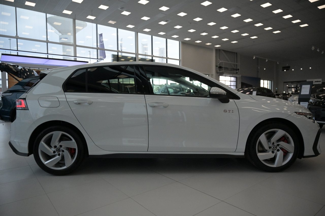 Volkswagen Golf VIII GTI 265 hk DSG 2026, bild 6/10